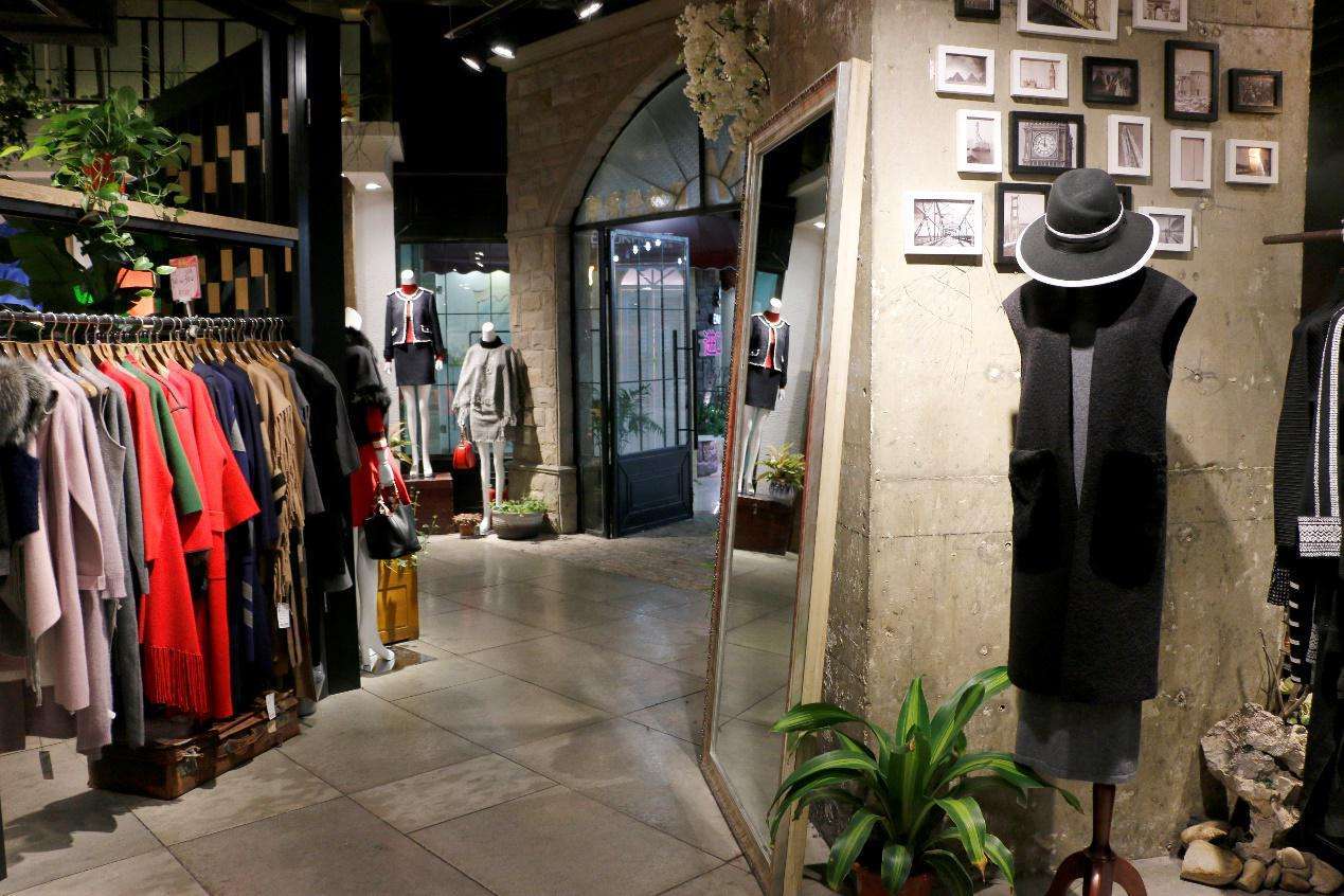 2018年服裝店進(jìn)貨選擇 主流服裝批發(fā)市場(chǎng)指南